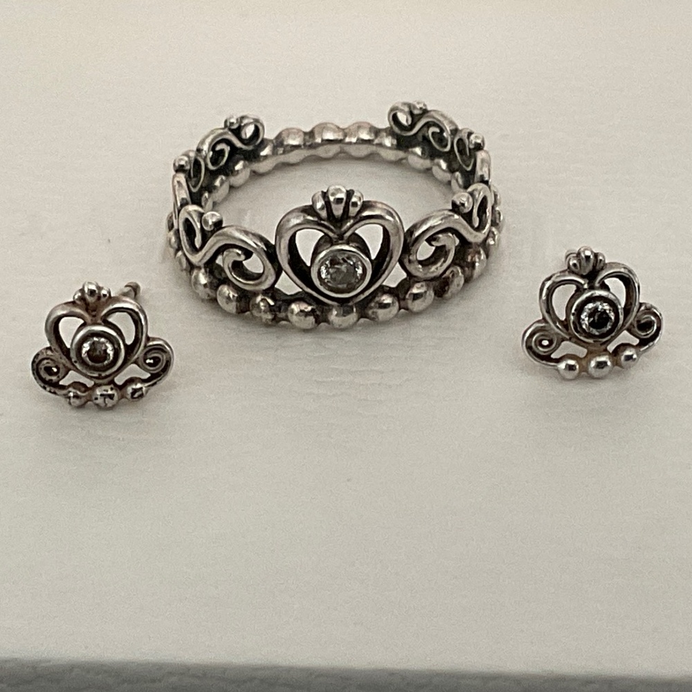 Pandora set of ring and earrings